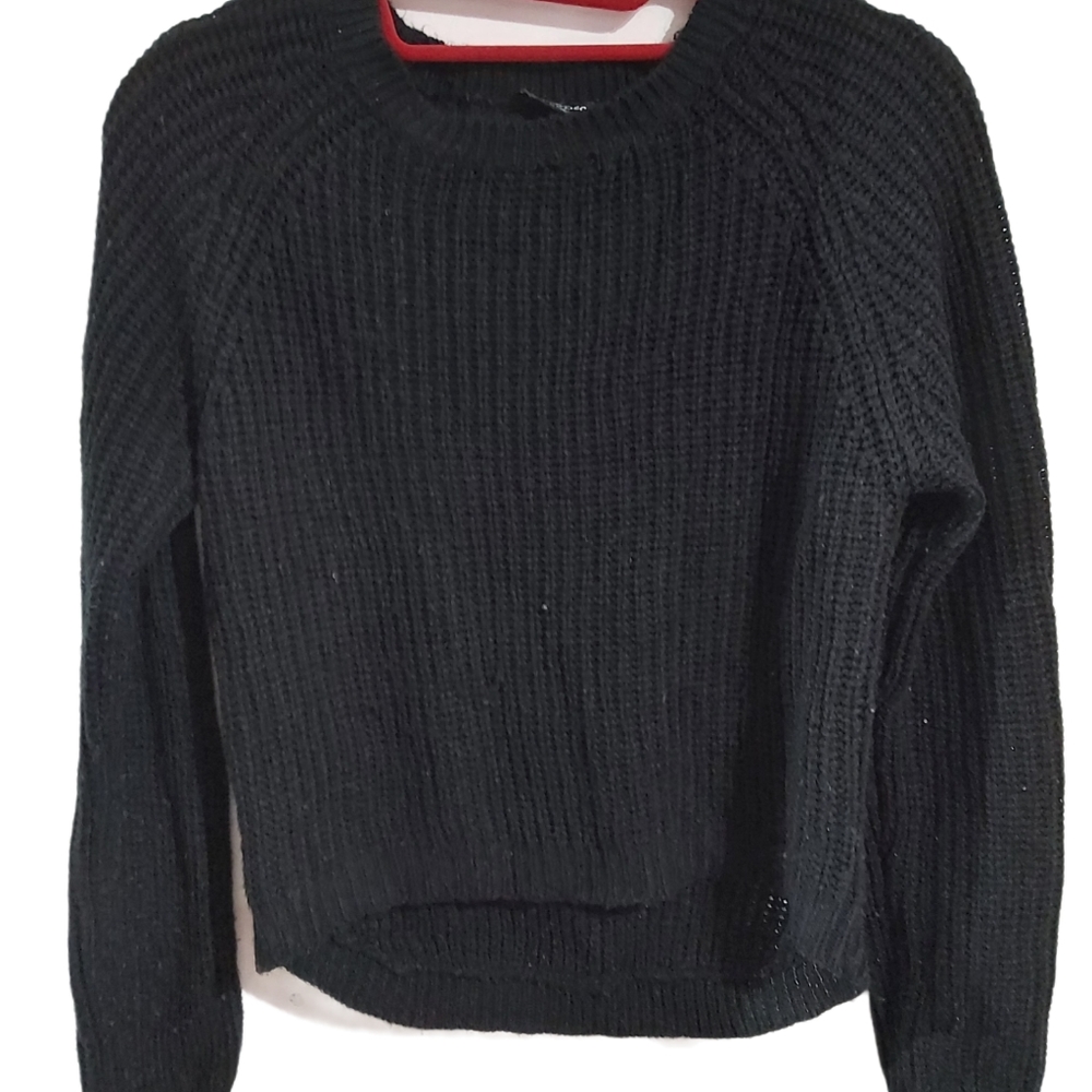 Black sweater - Picture 2 of 4